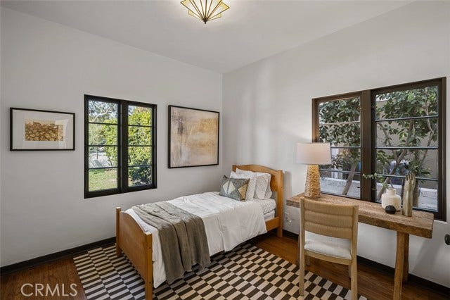 2098 Roosevelt, Altadena, CA 91001