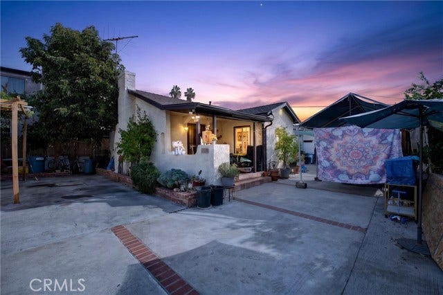 6856 Laurel Canyon BLVD, North Hollywood, CA 91605