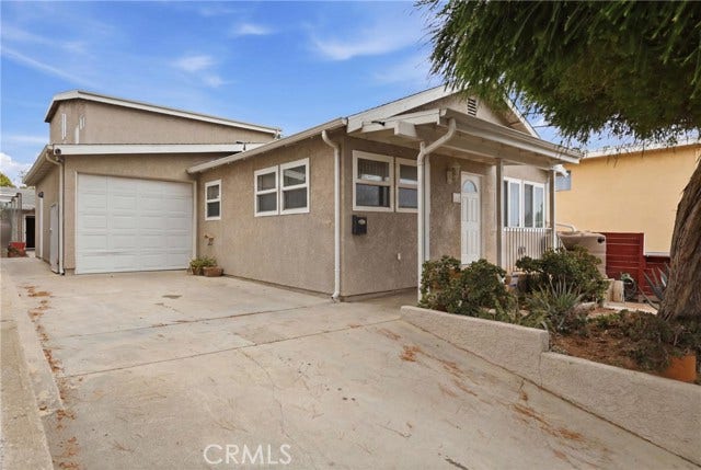 Property photo for 662 W 31st, San Pedro, CA