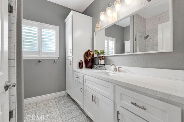 6980 Oak View CT, Oak Hills, CA 92344 6980 Oak View CT, Oak Hills, CA 92344