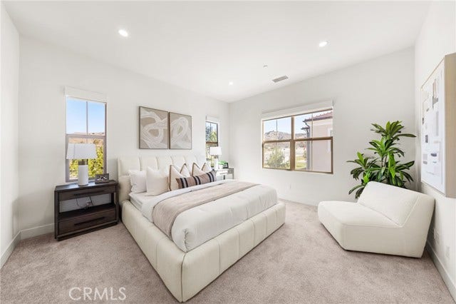 115 fairgreen, Irvine, CA 92618