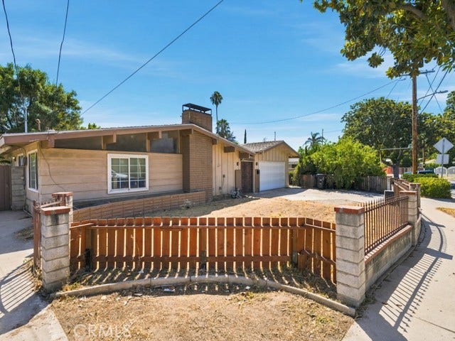Property photo for 15044 Bahama ST, Los Angeles, CA