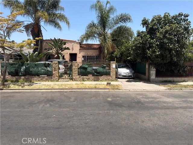 Property photo for 4809 Pickford, Los Angeles, CA