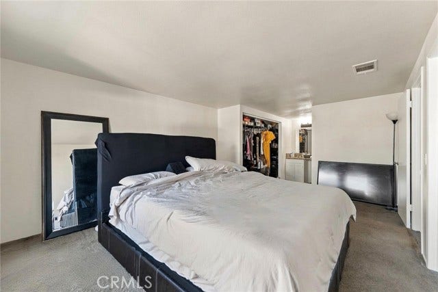 1119 E Gladwick ST, Carson, CA 90746 1119 E Gladwick ST, Carson, CA 90746