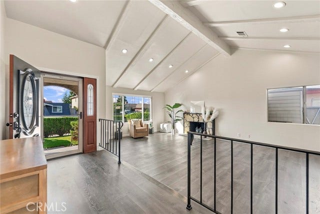1119 E Gladwick ST, Carson, CA 90746 1119 E Gladwick ST, Carson, CA 90746