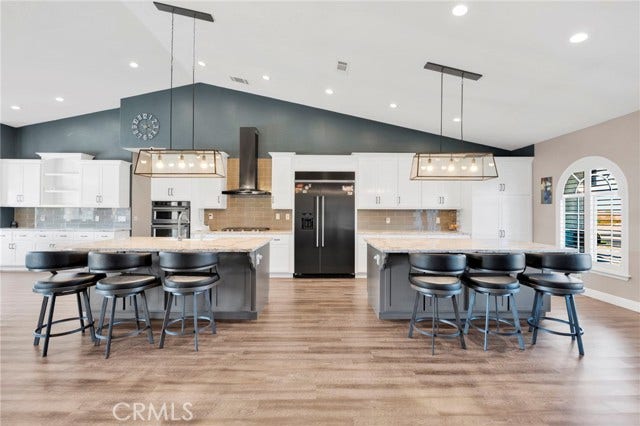 6980 Oak View CT, Oak Hills, CA 92344 6980 Oak View CT, Oak Hills, CA 92344