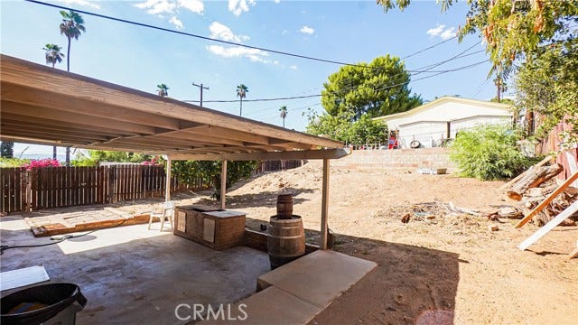 7353 Pontoosuc, Riverside, CA 92504