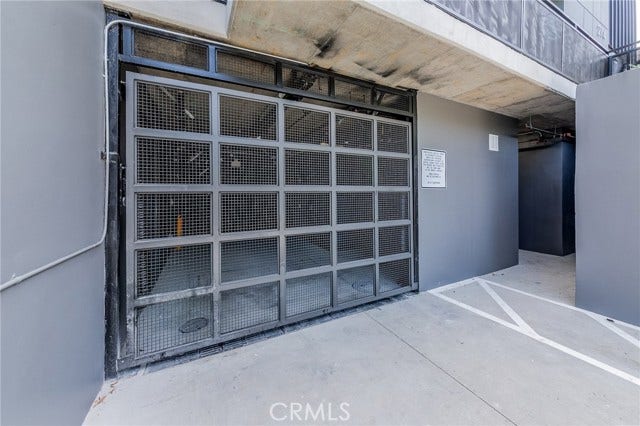 214 S Westmoreland, #3, Los Angeles, CA 90004 214 S Westmoreland, #3, Los Angeles, CA 90004