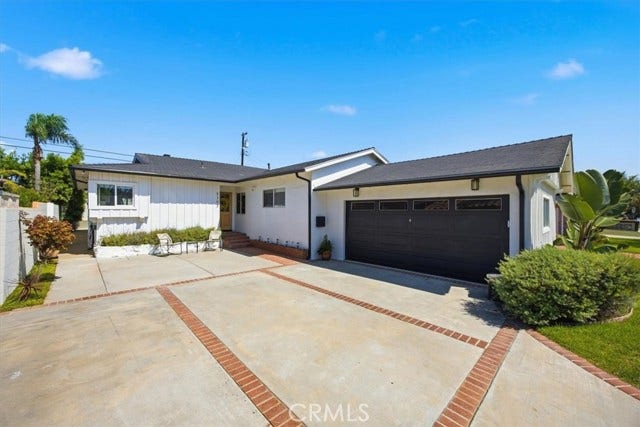 Property photo for 5303 W 141st ST, Hawthorne, CA