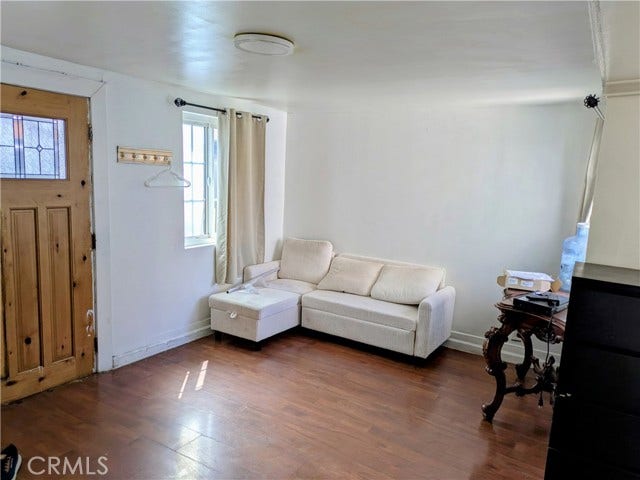 1001 N Mariposa, Los Angeles, CA 90029