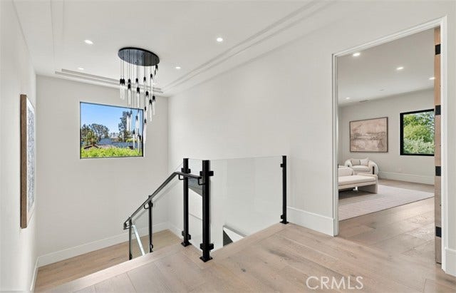 76 Hillcrest LN, Newport Beach, CA 92660