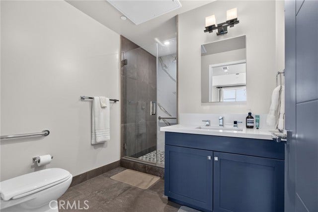 125 Hurlbut ST, #202, Pasadena, CA 91105