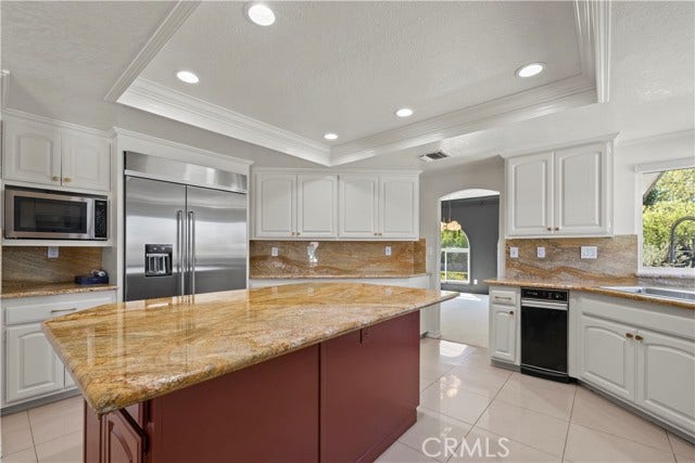 831 Pomello, Claremont, CA 91711