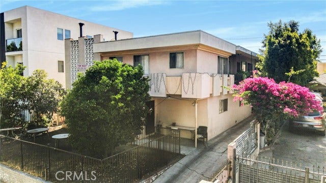 Property photo for 6651 Beck, Los Angeles, CA