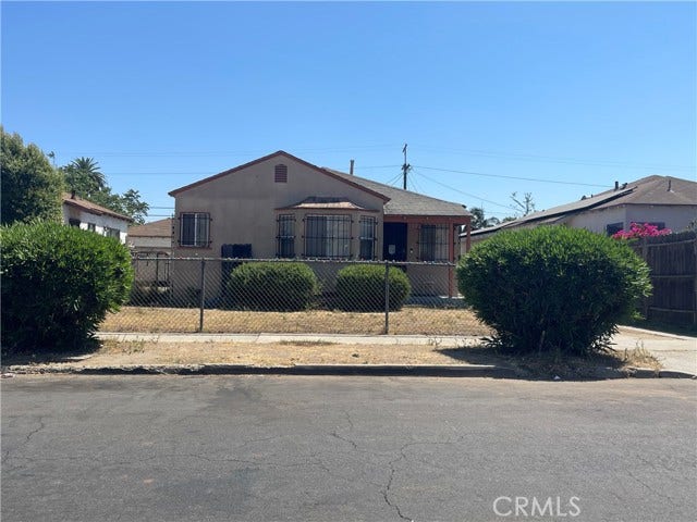 Property photo for 408 E 118th, Los Angeles, CA
