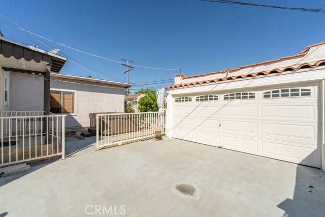 1539 W 94th PL, Los Angeles, CA 90047 1539 W 94th PL, Los Angeles, CA 90047