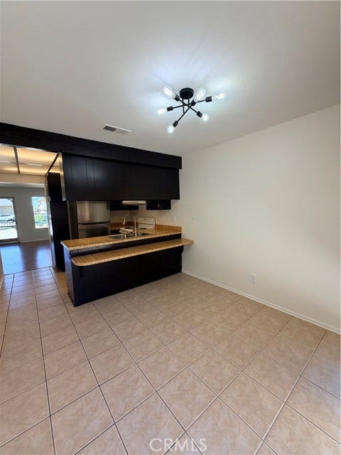 885 N Kathleen, #A, Orange, CA 92867 885 N Kathleen, #A, Orange, CA 92867
