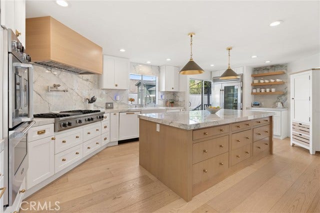 Property photo for 845 11th, Manhattan Beach, CA