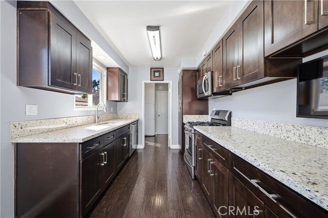 11460 Valjean AVE, Granada Hills, CA 91344 11460 Valjean AVE, Granada Hills, CA 91344