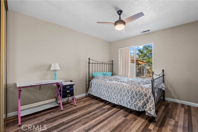 3950 Coriander Drive, Hesperia, CA 92345