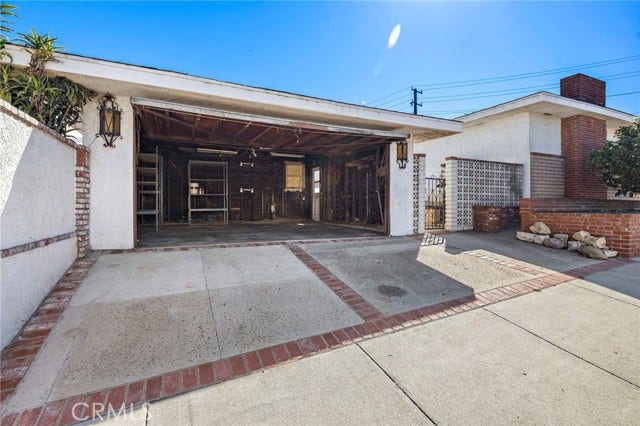 Two car garage