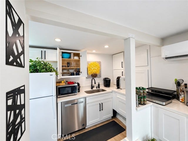 111 Avenida Patero De Oro, #B, San Clemente, CA 92672