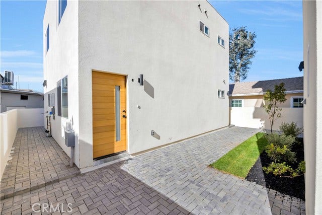 Property photo for 10905 Dalerose, #C, Inglewood, CA