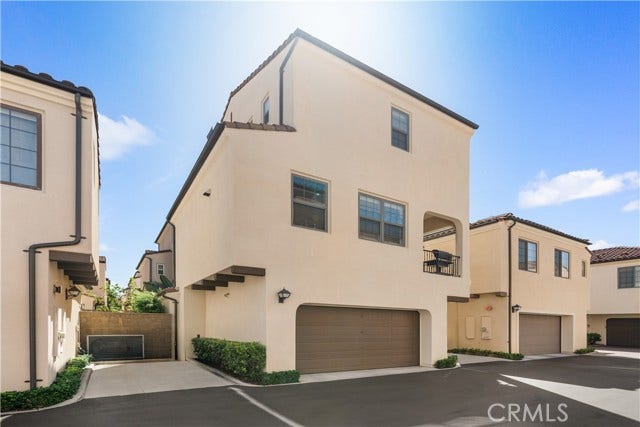 80 Strawberry, Irvine, CA 92620
