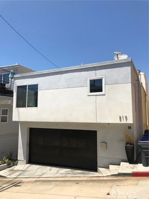 Property photo for 217 Seaview Street, Manhattan Beach, CA