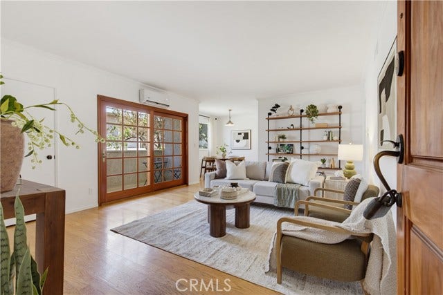 Property photo for 852 15th ST, #5, Santa Monica, CA