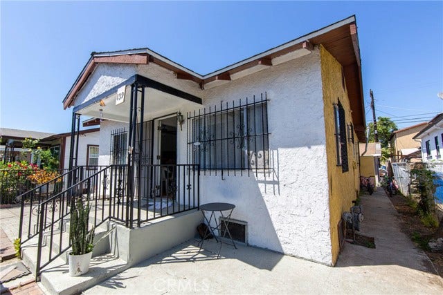 Property photo for 139 W 88th PL, Los Angeles, CA