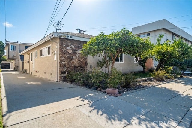 Property photo for 25912 Viana Ave, Lomita, CA