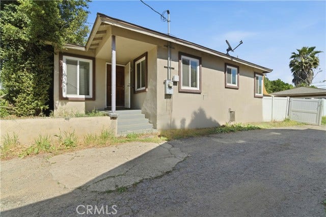 Property photo for 432 N Commonwealth, Los Angeles, CA