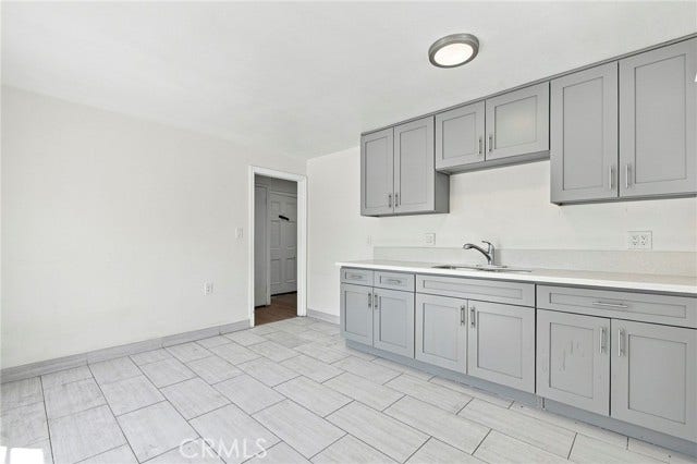 203 1/2 Benrud kitchen shot 3