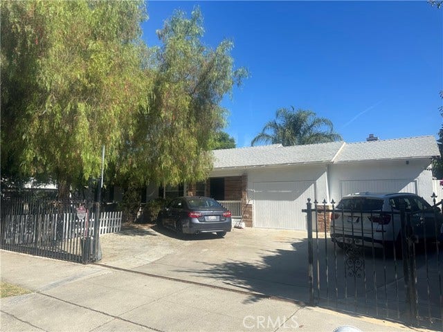 Property photo for 20957 Community, Los Angeles, CA