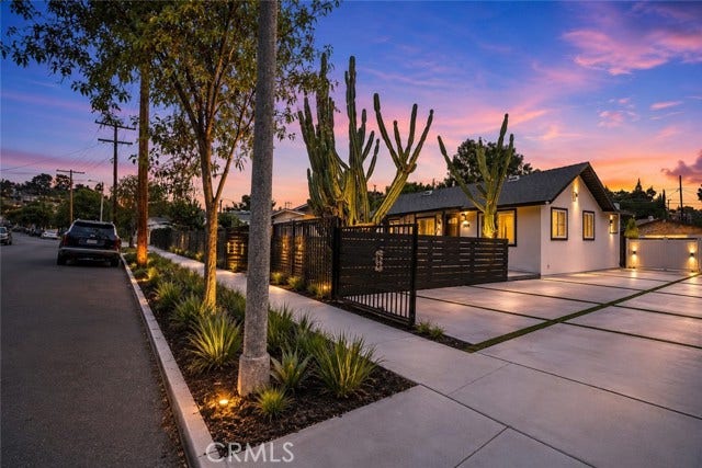 Property photo for 3918 Portola, Los Angeles, CA
