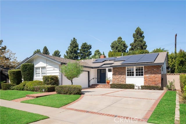 Property photo for 6231 E 6th, Long Beach, CA
