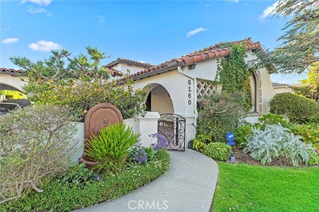 Property photo for 6160 San Vicente BLVD, Los Angeles, CA