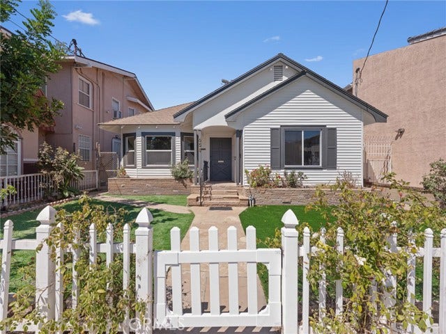 Property photo for 658 W 7th, San Pedro, CA