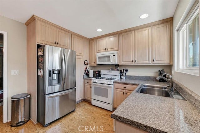 660 S Glassell, #12, Orange, CA 92866