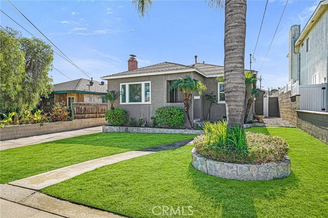 Property photo for 624 W Acacia Avenue, El Segundo, CA