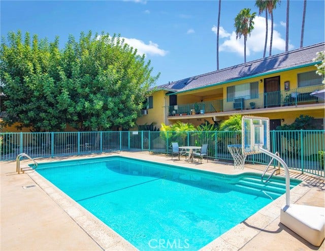 1817 E 2nd ST, Duarte, CA 91010