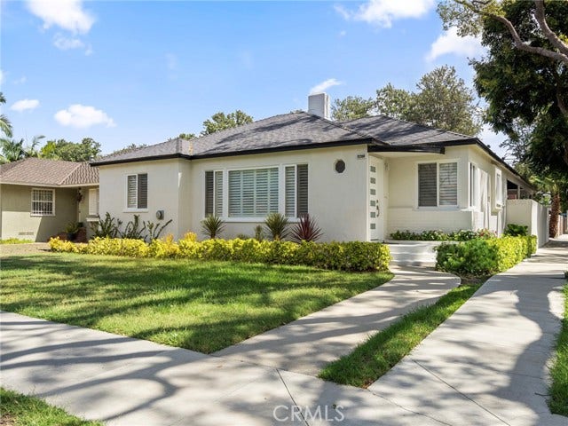 Property photo for 2700 Eucalyptus AVE, Long Beach, CA