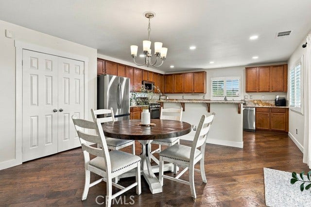 38462 Siamese Ln, Palmdale, CA 93551