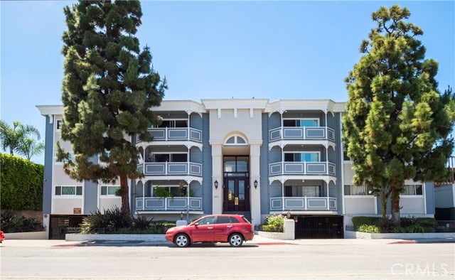 Property photo for 2411 Prospect Avenue, #117, Hermosa Beach, CA