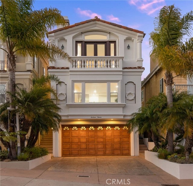 Property photo for 1611 Haynes Lane, Redondo Beach, CA