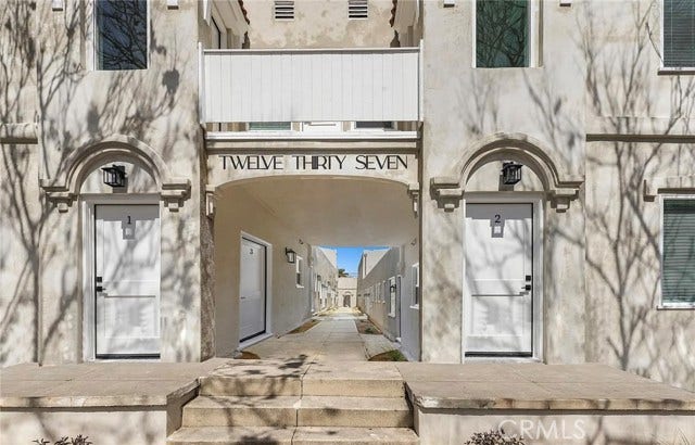 Property photo for 1237 E 1st, #8, Long Beach, CA