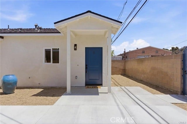 Property photo for 2155 Euclid AVE, #B, Long Beach, CA