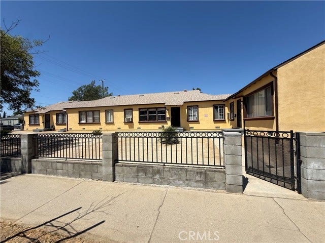 Property photo for 8100 De Garmo, Los Angeles, CA