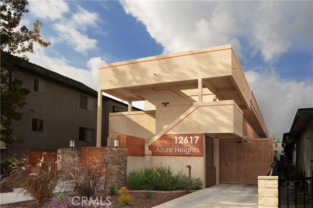 Property photo for 12617 Eucalyptus AVE, Hawthorne, CA